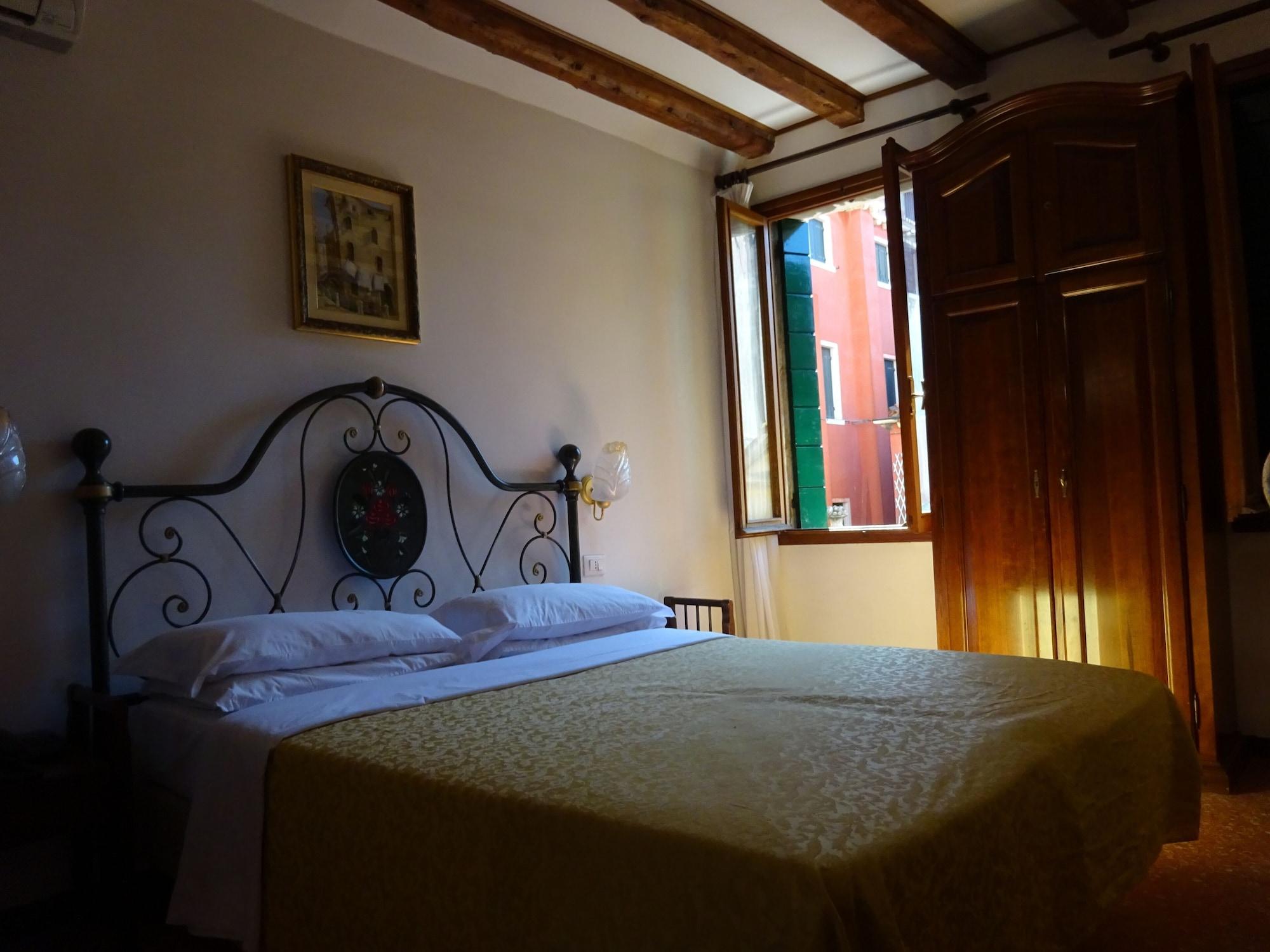 Hotel Minerva & Nettuno Venise Extérieur photo